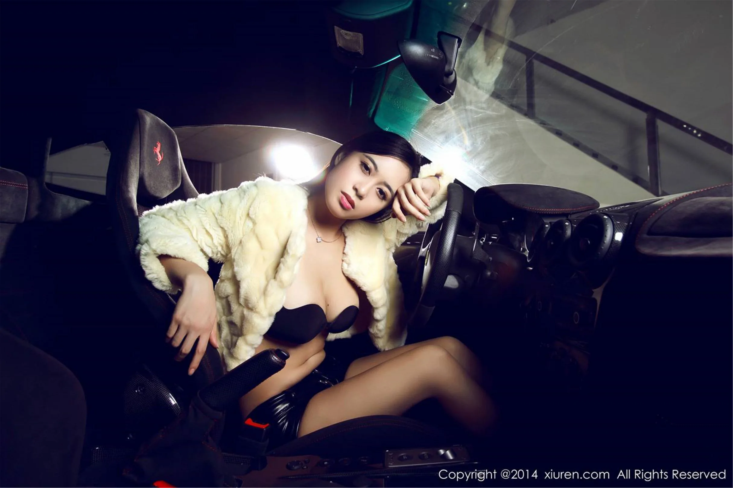 [XIUREN秀人网] Huang Ke (Christine) - Chụp ảnh riêng + Series xe hơi sang trọng - 49